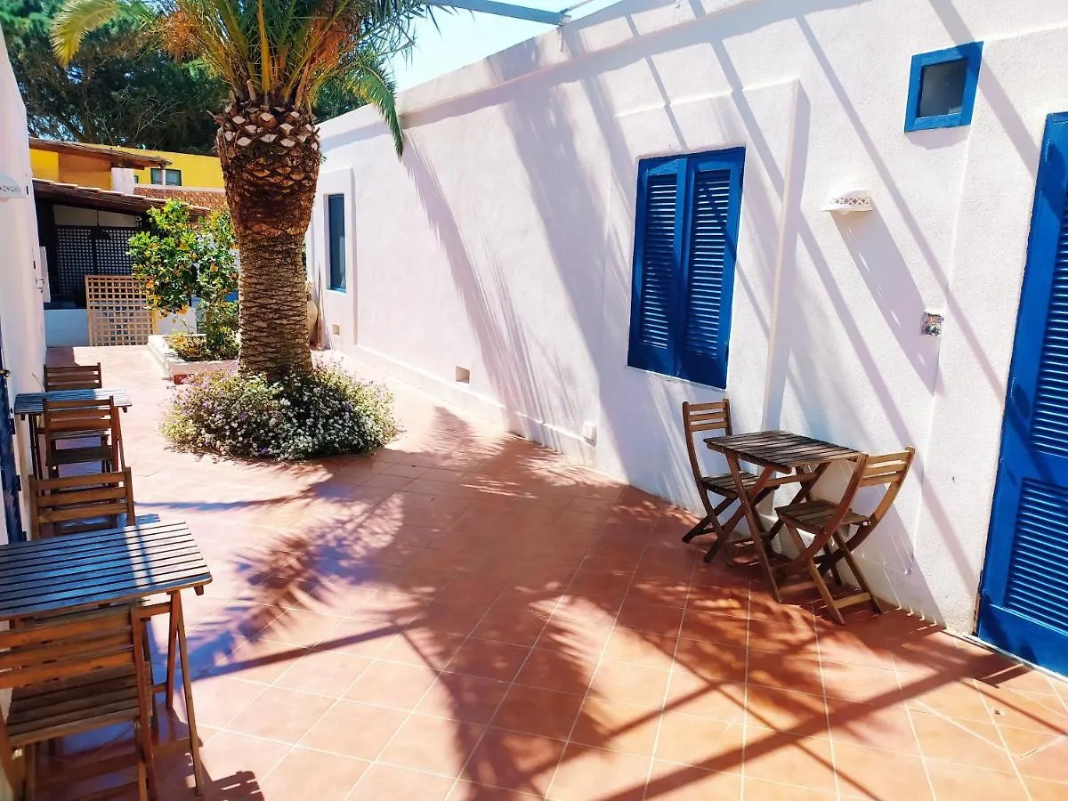 Apartment Il Villaggio Eoliano Santa Marina Salina Italy