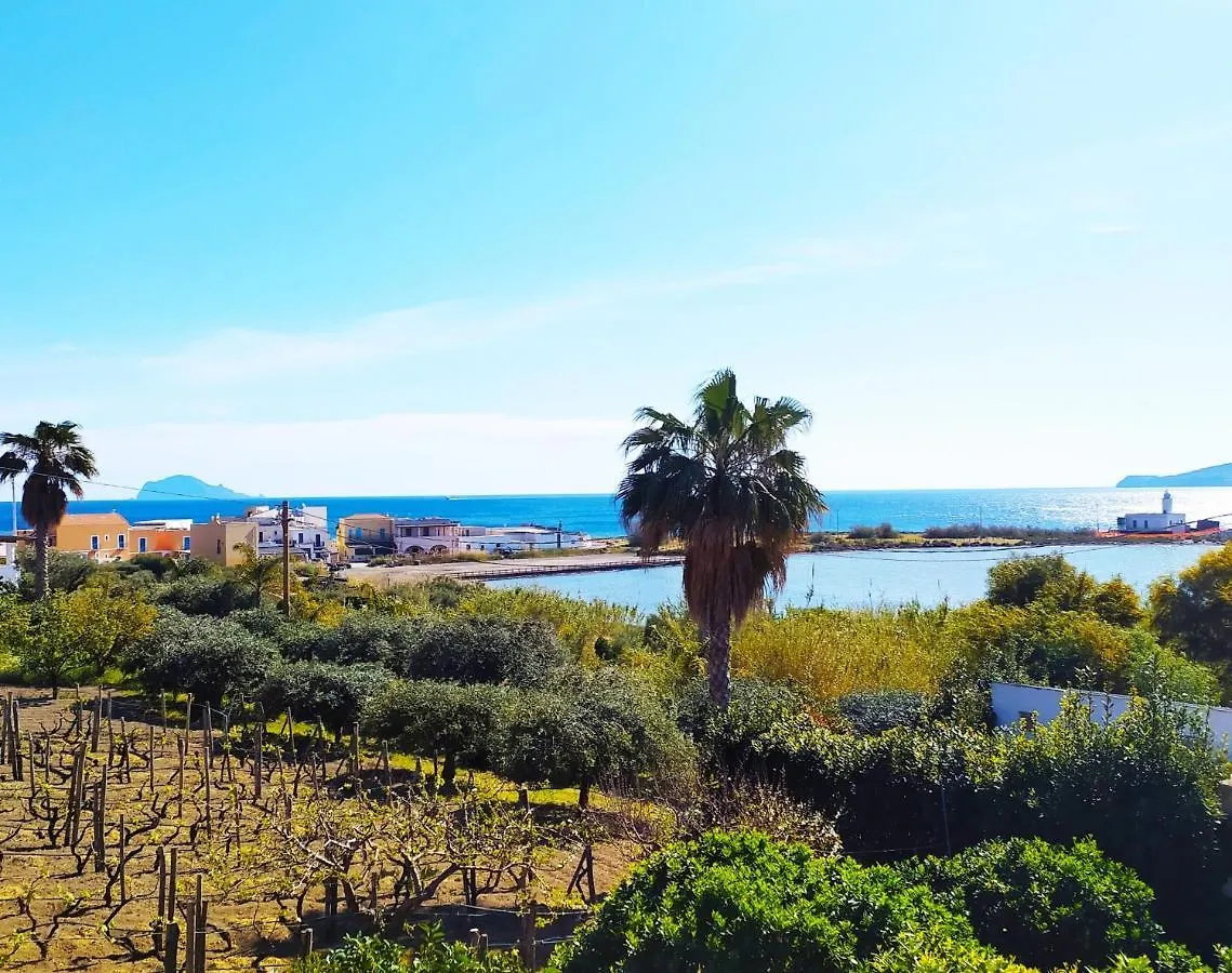 Il Villaggio Eoliano Santa Marina Salina Apartment